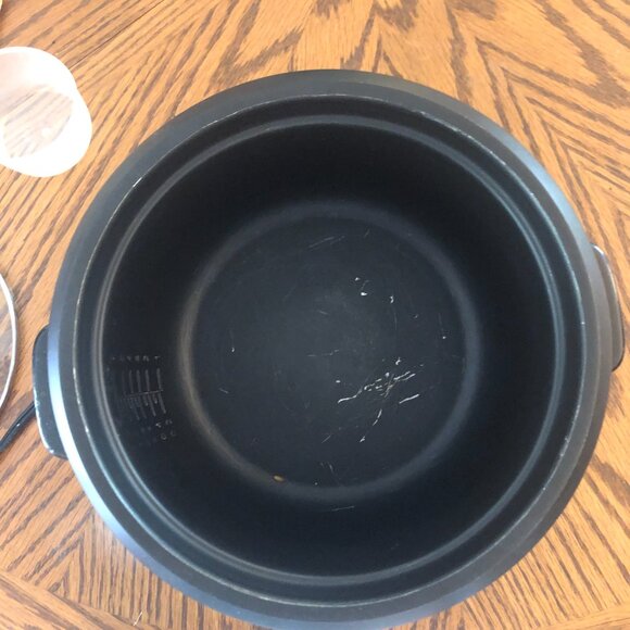 Professional Series Rice Cooker - Picture 3 of 5